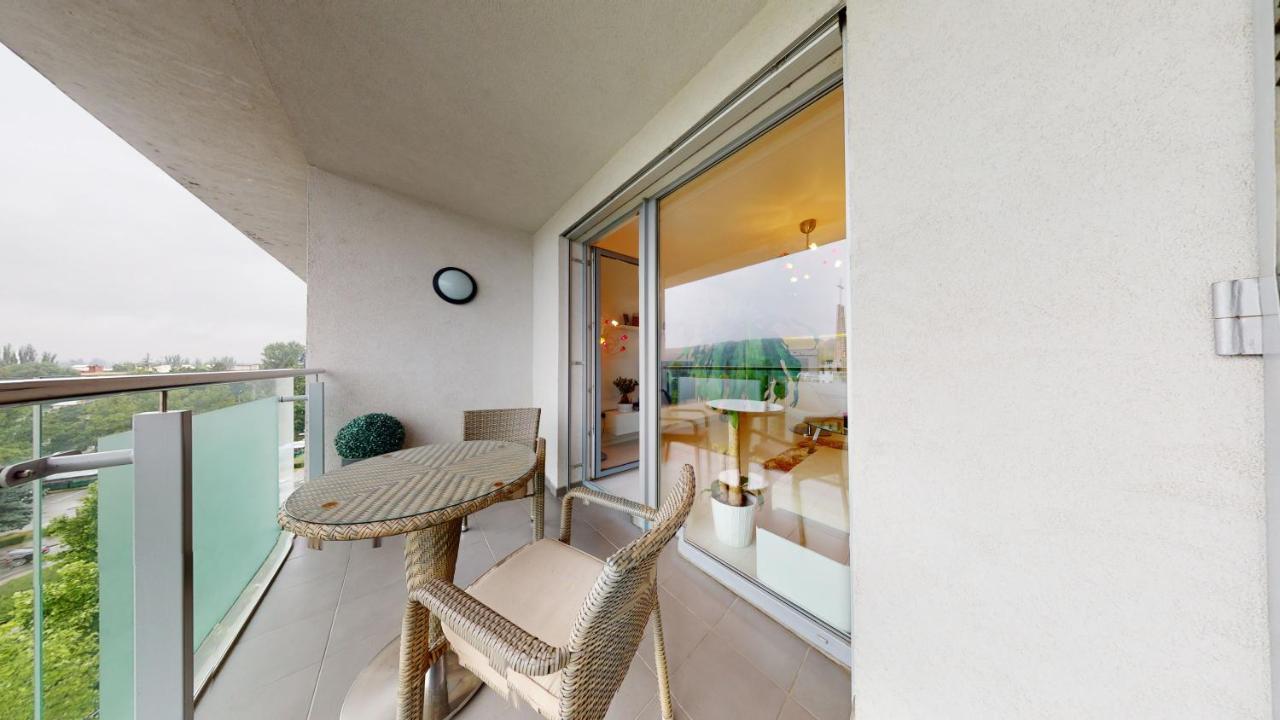 Bibi Centroom Apartment Piest'any Exterior photo